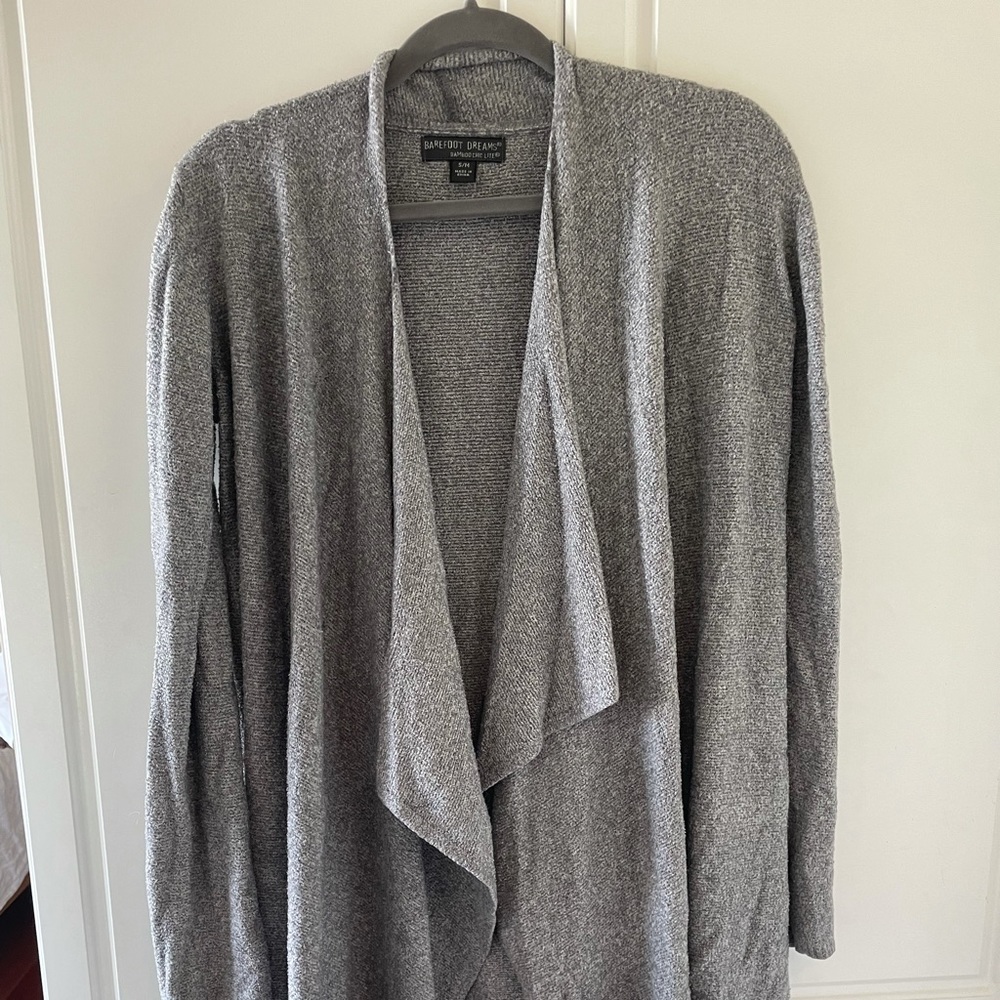 Barefoot dreams cozy women’s wrap